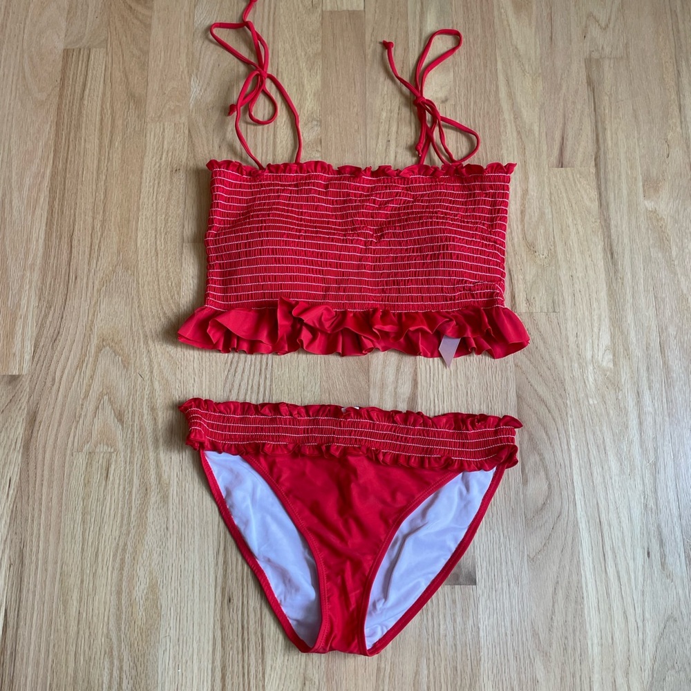 Women’s smocked top bikini Size Large